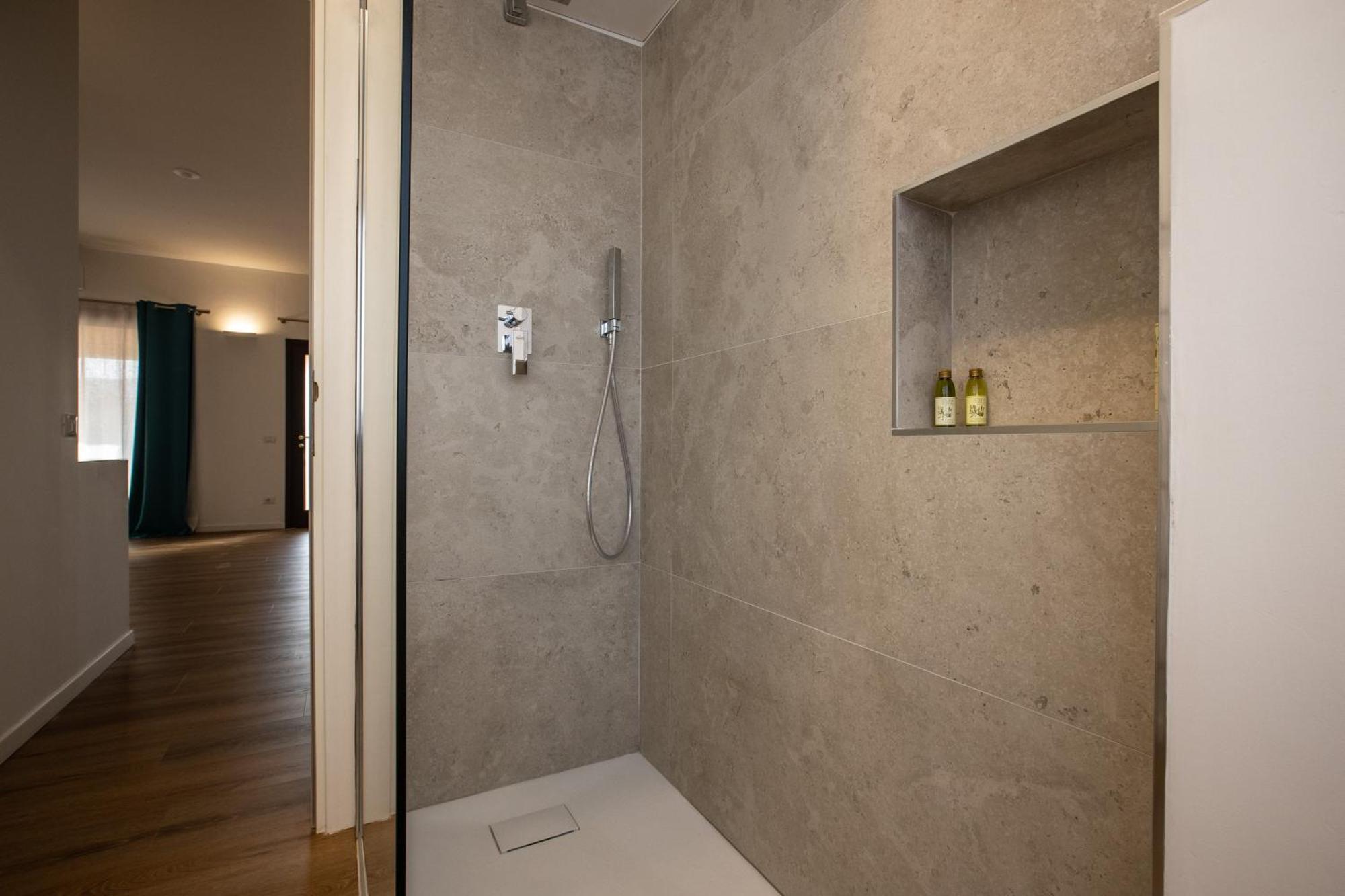 Il Borgo Boutique Rooms By Kasavacanze ปอร์โตซานเปาโล ภายนอก รูปภาพ